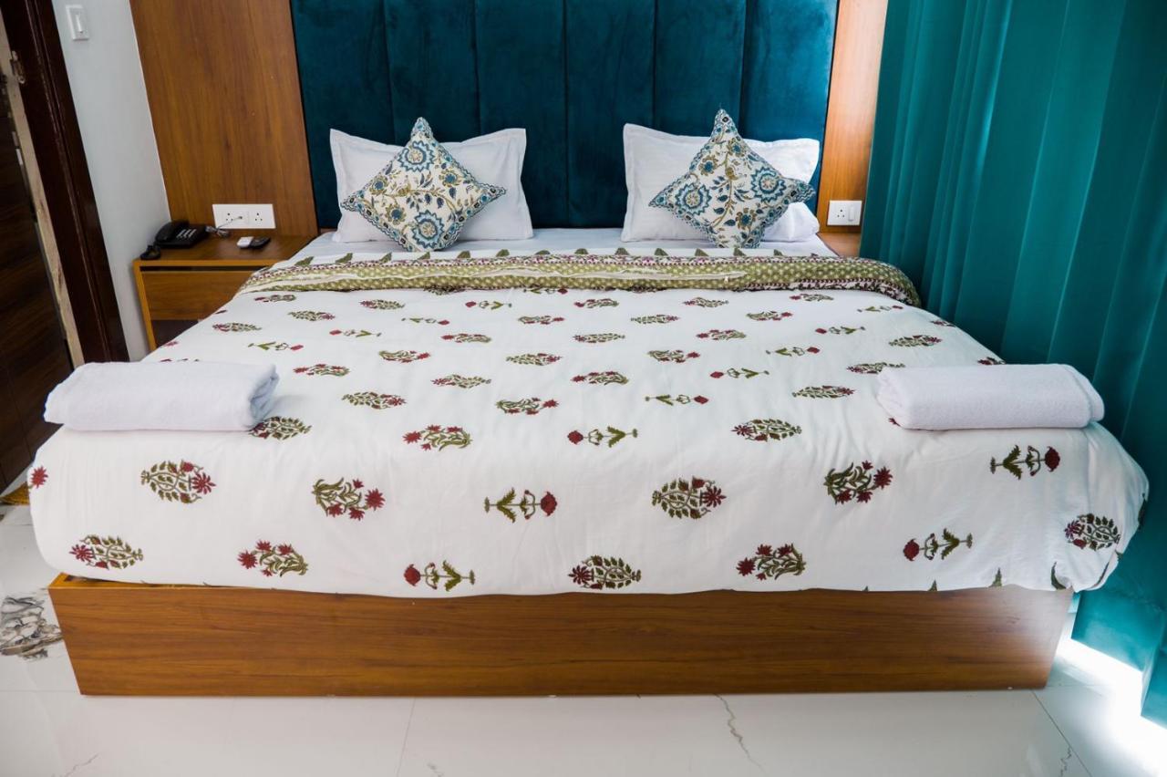 The Vinayak By Le Pension Stays Rishīkesh Exterior foto